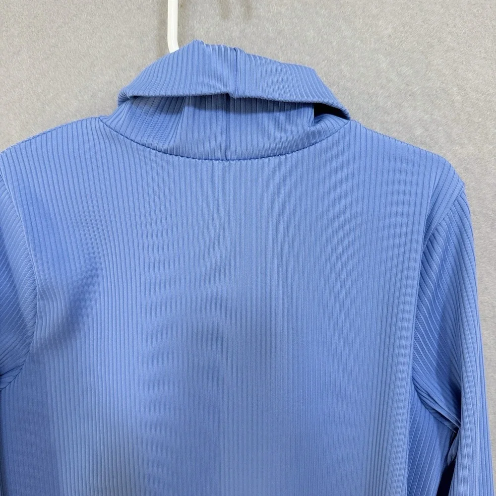Nike Girl's Top Long Sleeve Medium Dri Fit TurtleNeck Activewear Athleisure Logo